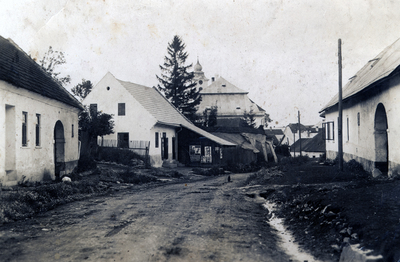 Pohled z místní části V Ulici asi z roku 1923.